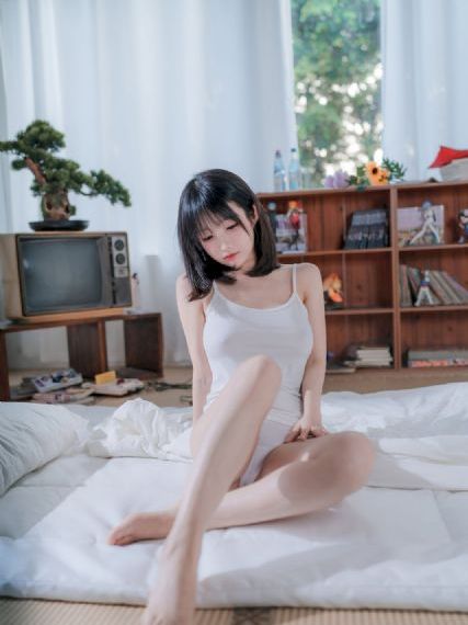 东北老女人痒的受不了视频_超清在线播放观看